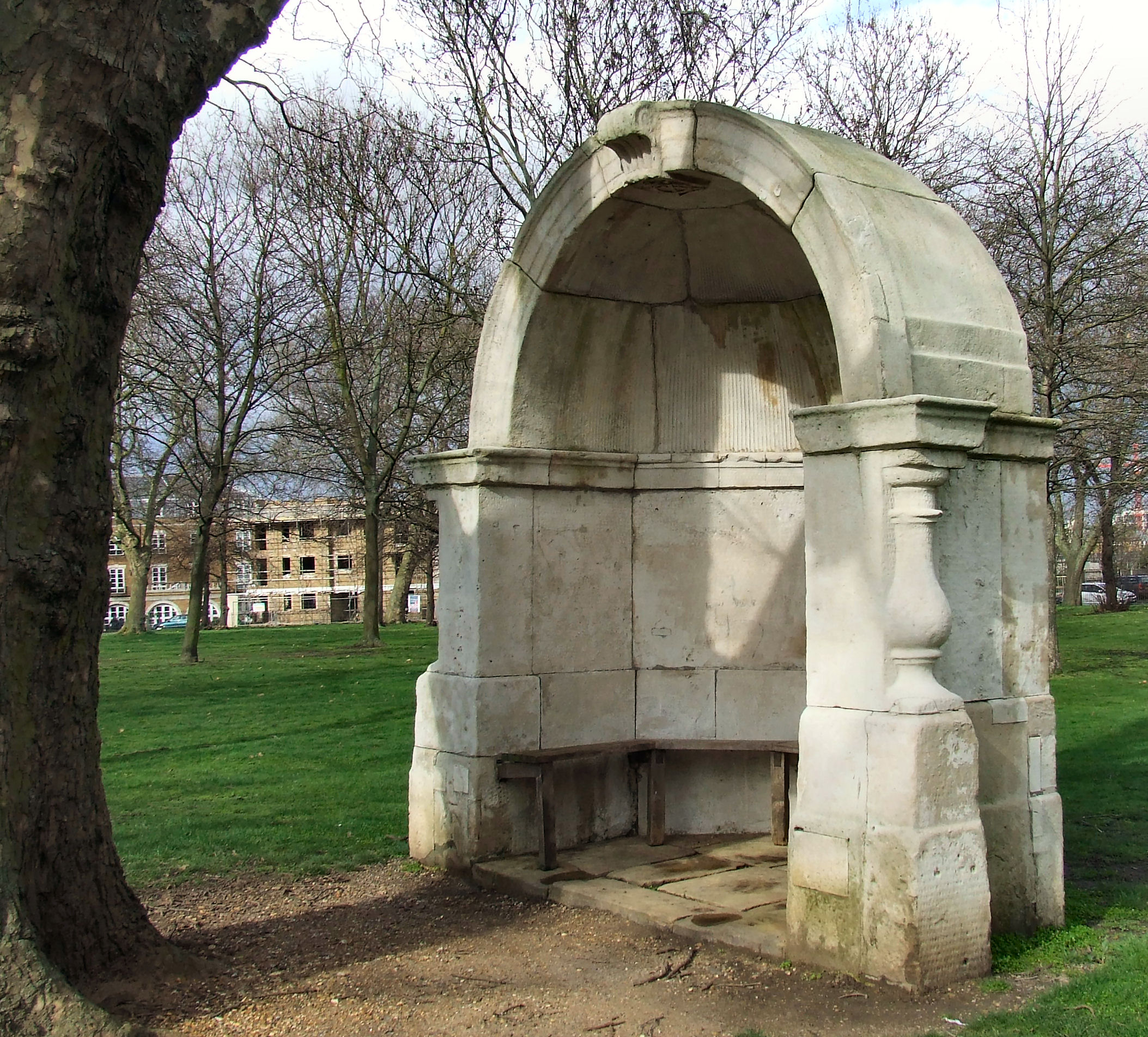 An alcove seat from Old London Bridge